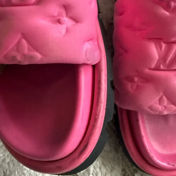 Louis Vuitton Pink Sandals - Picture 3 of 6